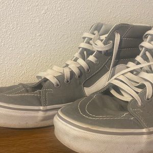 Vans skateboard Gray shoes.